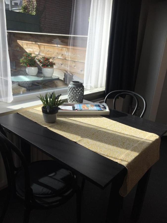 Studio Met Woonslaapkamer,Keuken En Badkamer Dreefje 5 웨스트카펠라 외부 사진